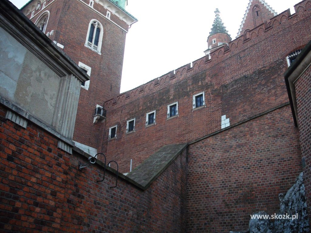 CO DALEJ Z POLICHROMIĄ ODKRYTĄ W BIBLIOTECE KAPITULNEJ NA WAWELU?